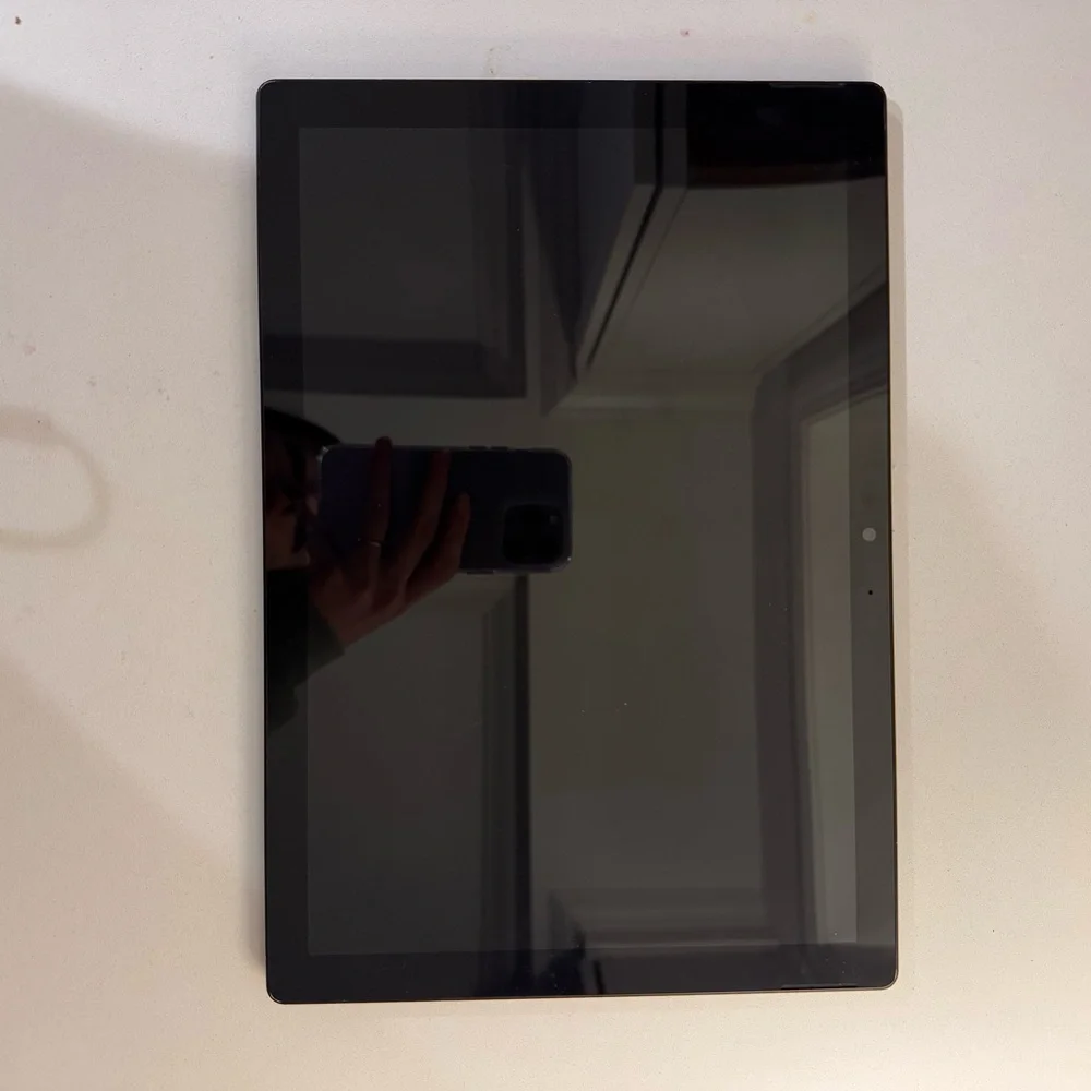 Microsoft Surface Pro 6 w/ Charger